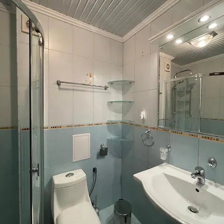 Gallery B Апартамент *