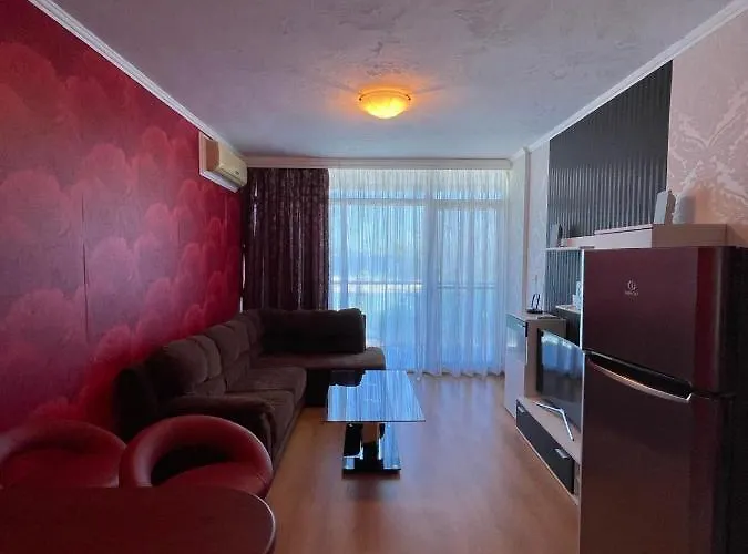 Gallery B ساني بيتش